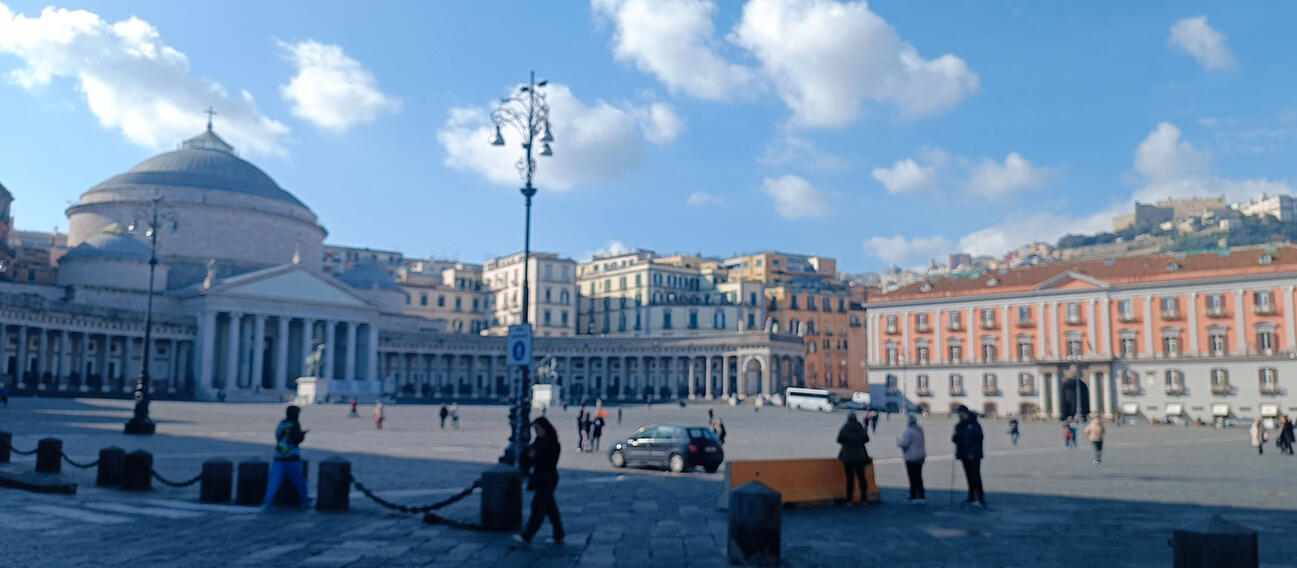 Napoli, Piazza del Plebiscito